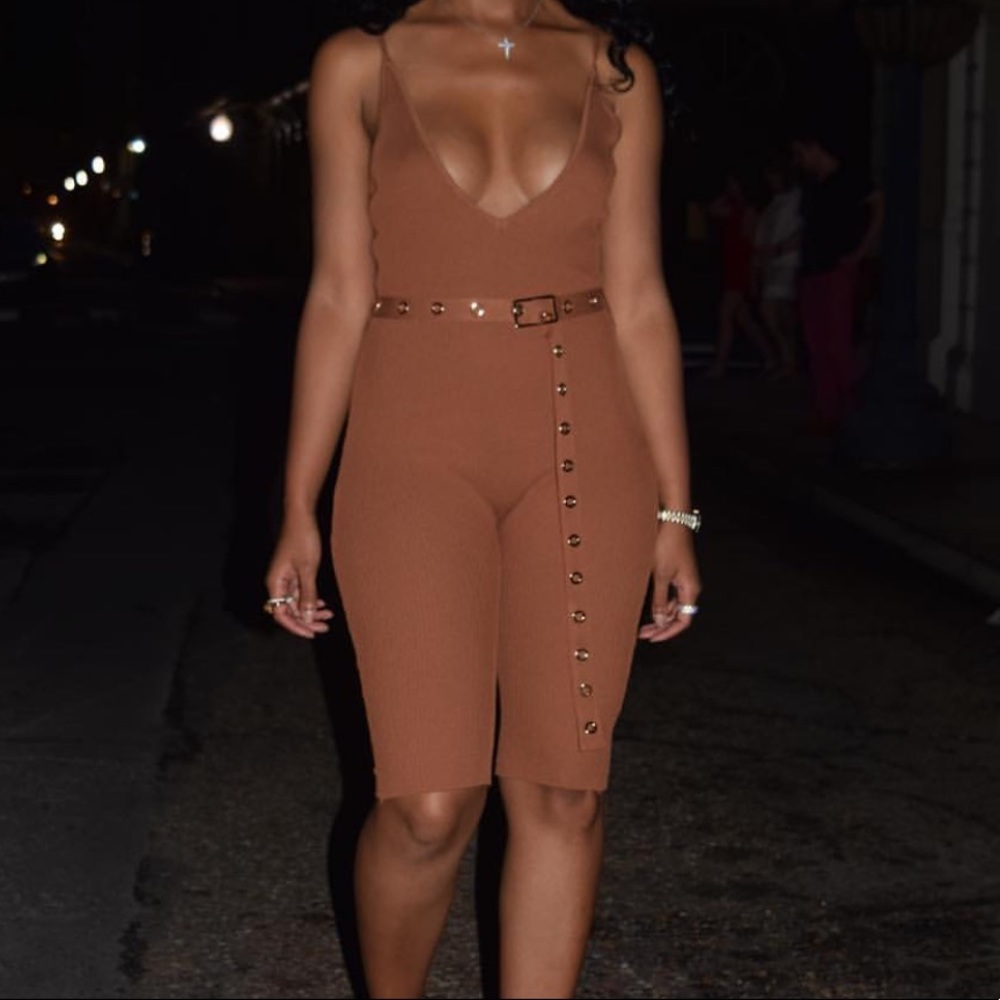 CLOSET CLEAN OUT • Jumpsuit w/ belt